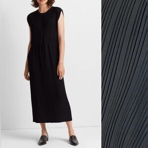 Club Monaco Woven Pleated Maxi Dress Robe Sleeveless Black Size 00 NWT